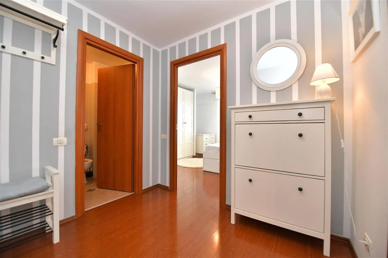 Apartament Lux 1 Mai Pod Bukarest